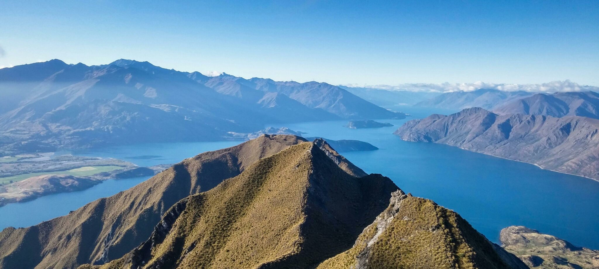 Wanaka's mountain scenery, one of the most popular things to do in Wanaka.